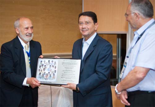 IIPT Breakfast_plaque presentation